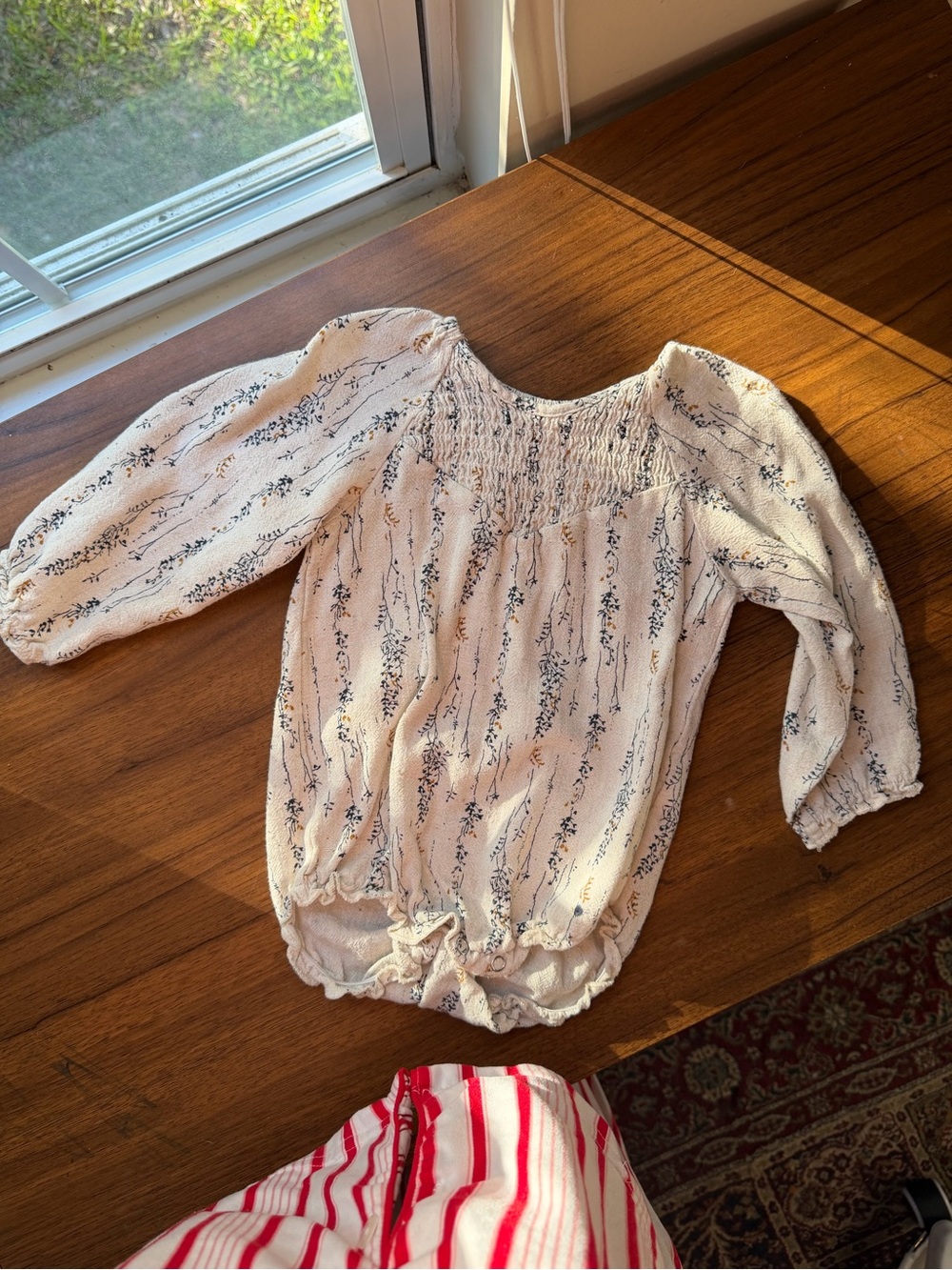 Girls' Cream Floral Smocked Long-Sleeve bubble